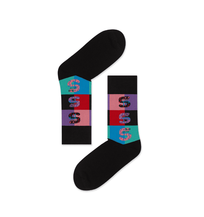 Trendy Letter Graphic Socks S2
